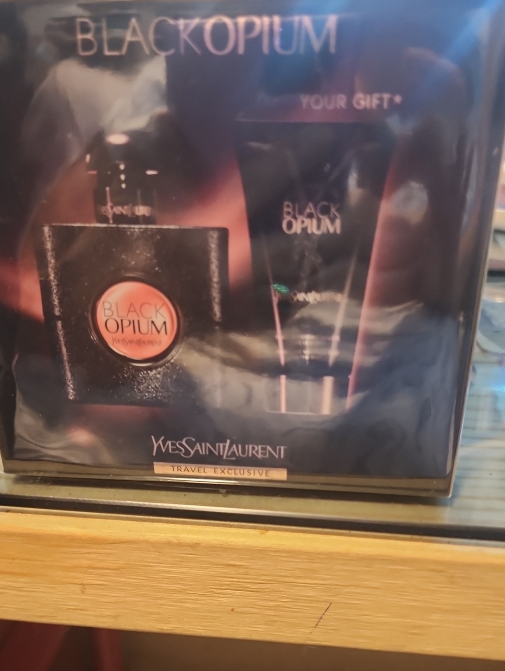 Yves Saint Laurent Black Opium Fragrance Gift Set - Black